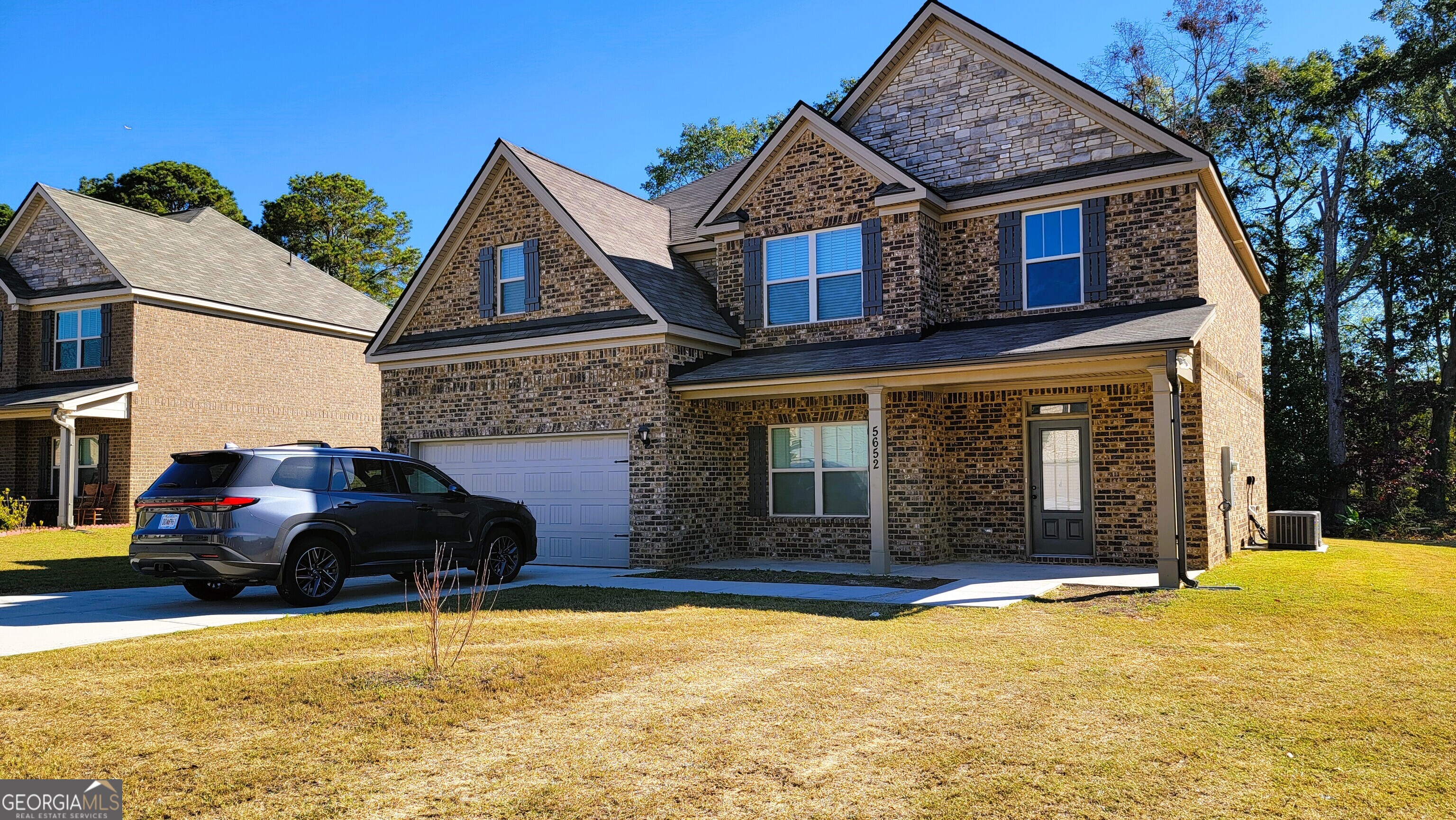 5652 Laney DR