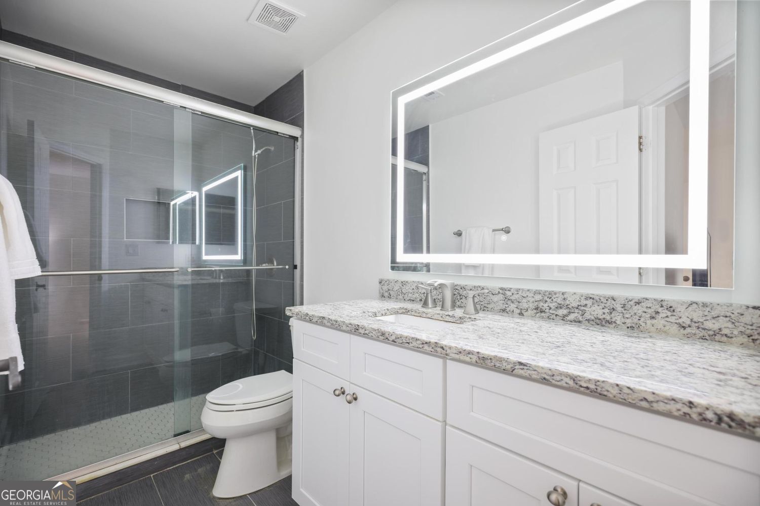 RIVERMONT VILLAGE - Residential