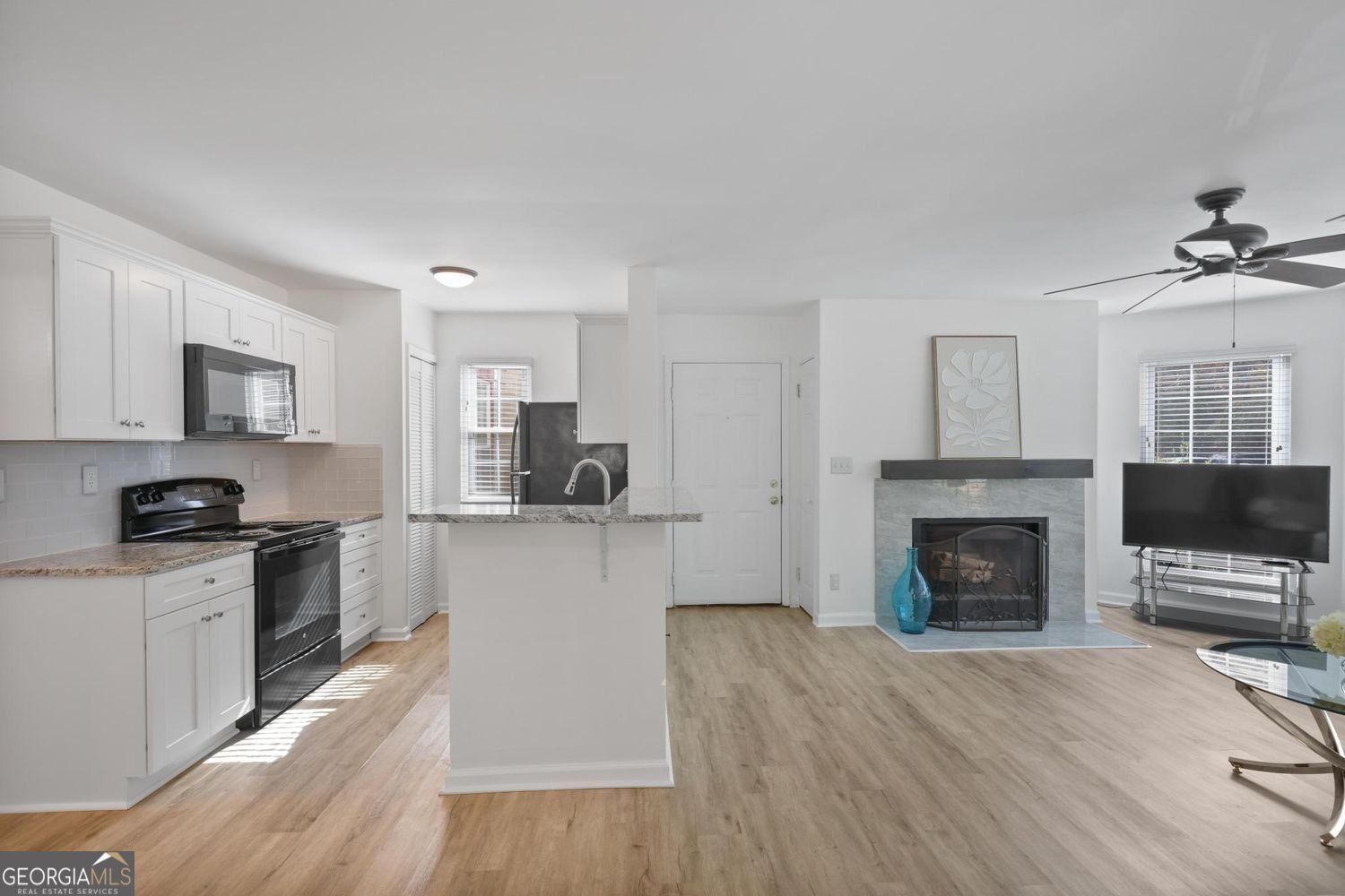 RIVERMONT VILLAGE - Residential