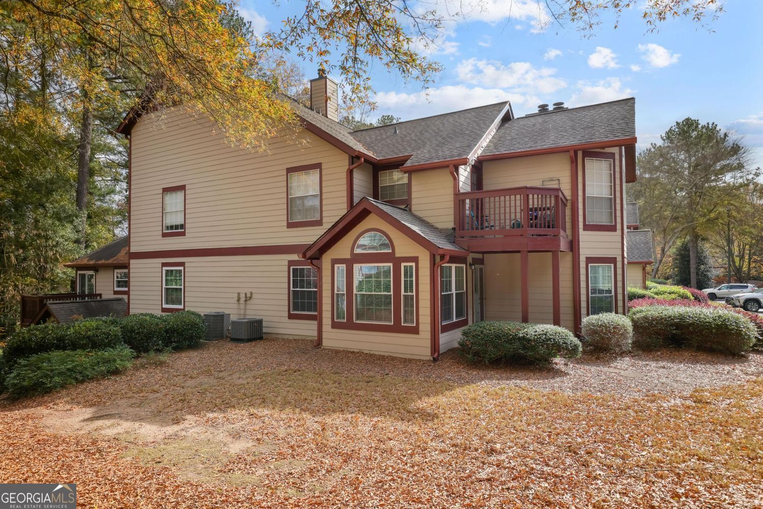 RIVERMONT VILLAGE - Residential