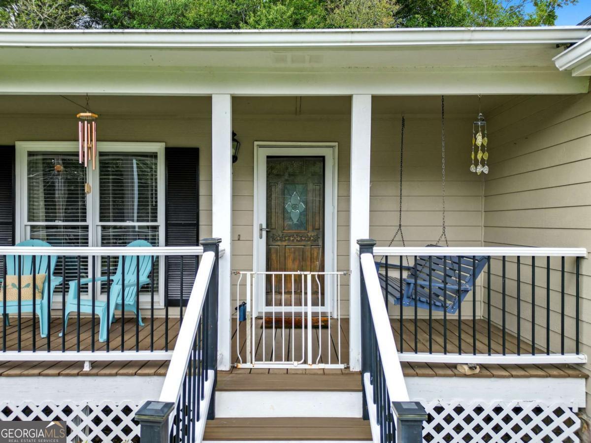 516 E Cherokee CT