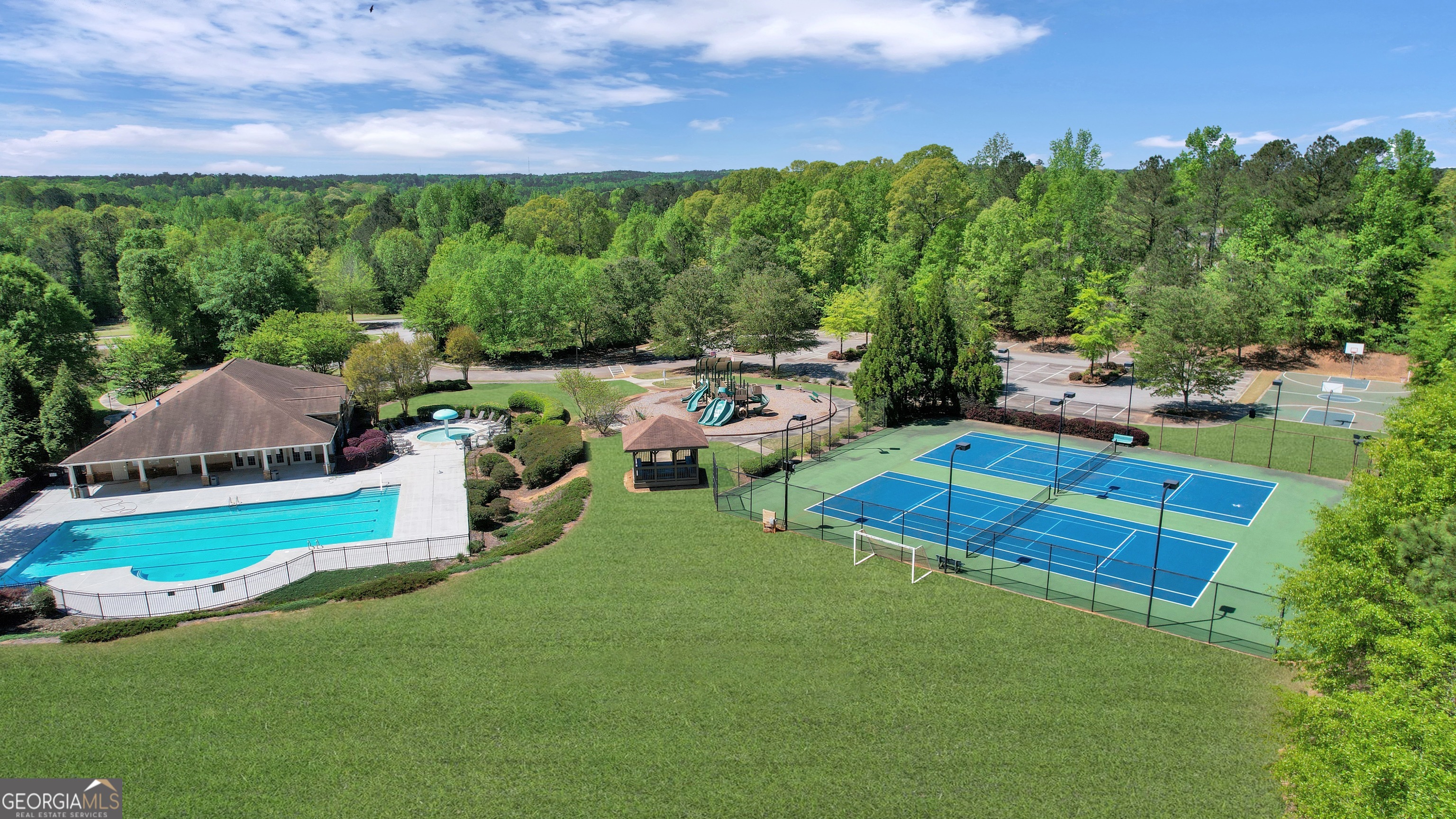 Heritage Pointe - Residential