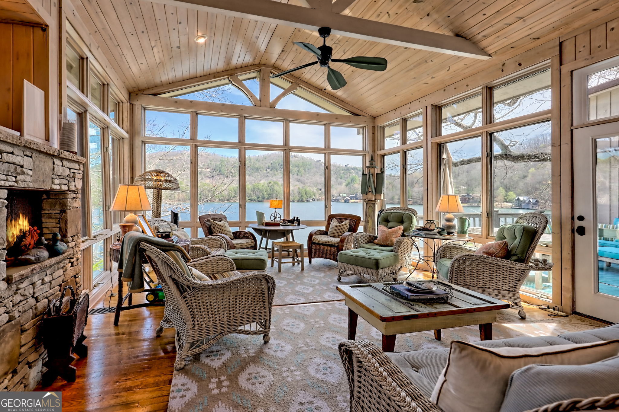 Clayton, Georgia 30525, United States, 4 Bedrooms Bedrooms, ,5 BathroomsBathrooms,Residential,Active,161022