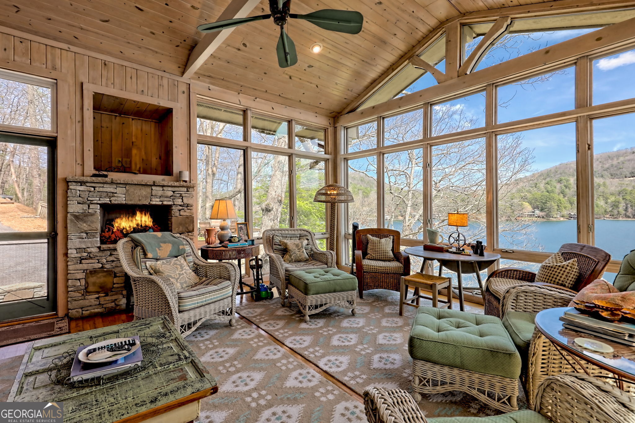 Clayton, Georgia 30525, United States, 4 Bedrooms Bedrooms, ,5 BathroomsBathrooms,Residential,Active,161022