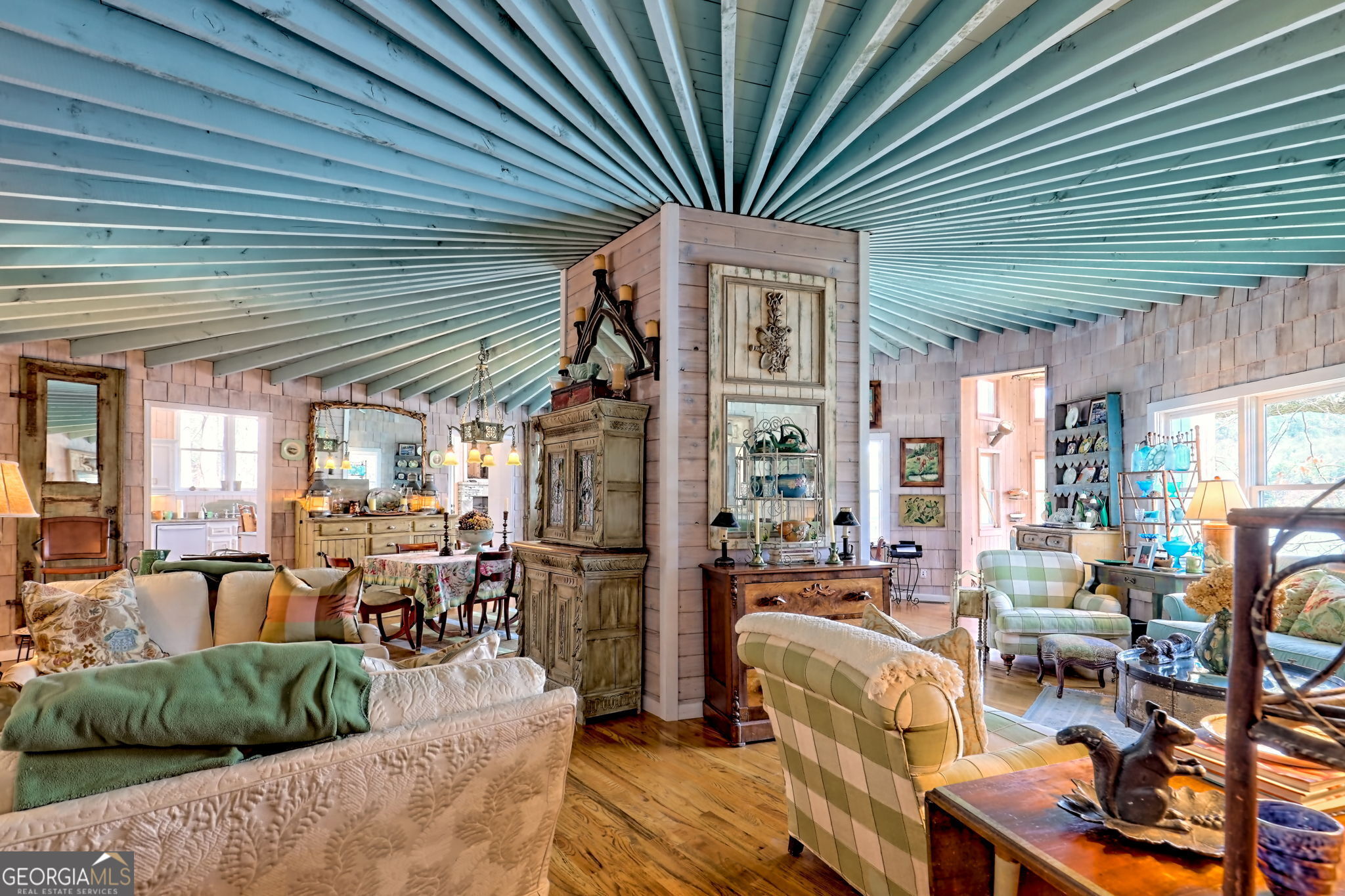 Clayton, Georgia 30525, United States, 4 Bedrooms Bedrooms, ,5 BathroomsBathrooms,Residential,Active,161022