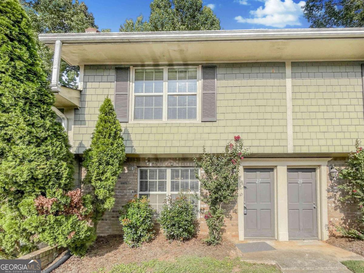 Available October 14! Welcome to this charming 2BD/2.5BA townhome located in the desirable Smyrna, GA. This lovely unit offers a convenient and accessible location, with easy access to both I-75 and I-285. The main level has a spacious living room with lots of natural sunlight and a dining area open to the kitchen. Kitchen has stainless steel appliances with solid surface counters and plenty of cabinet storage space. Private rear patio is accessible through the kitchen/dining area. Upstairs there are two good sized bedrooms both with their own private bathroom. In unit laundry is also located upstairs. Unit comes with one dedicated parking space. Resident Benefit Package included. Check out our 5-Star Reviews on Google. Rent quoted reflects discount for on time payment, ask for details.
