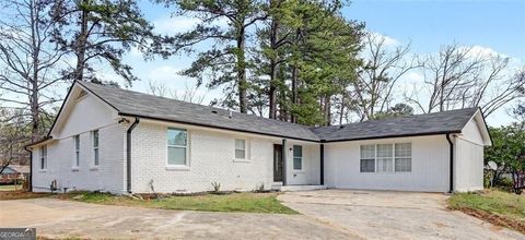 2447 Omaha RD SW Atlanta GA 30331