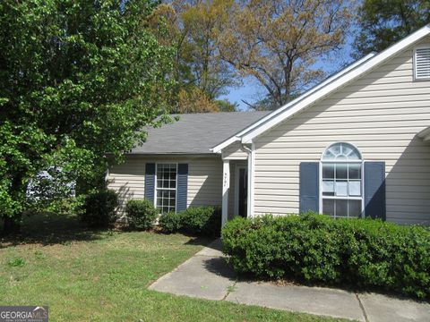 A home in Riverdale