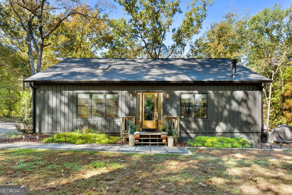 Photo of 1777 Stark Road, Jackson, GA 30233 (MLS # 10683178)