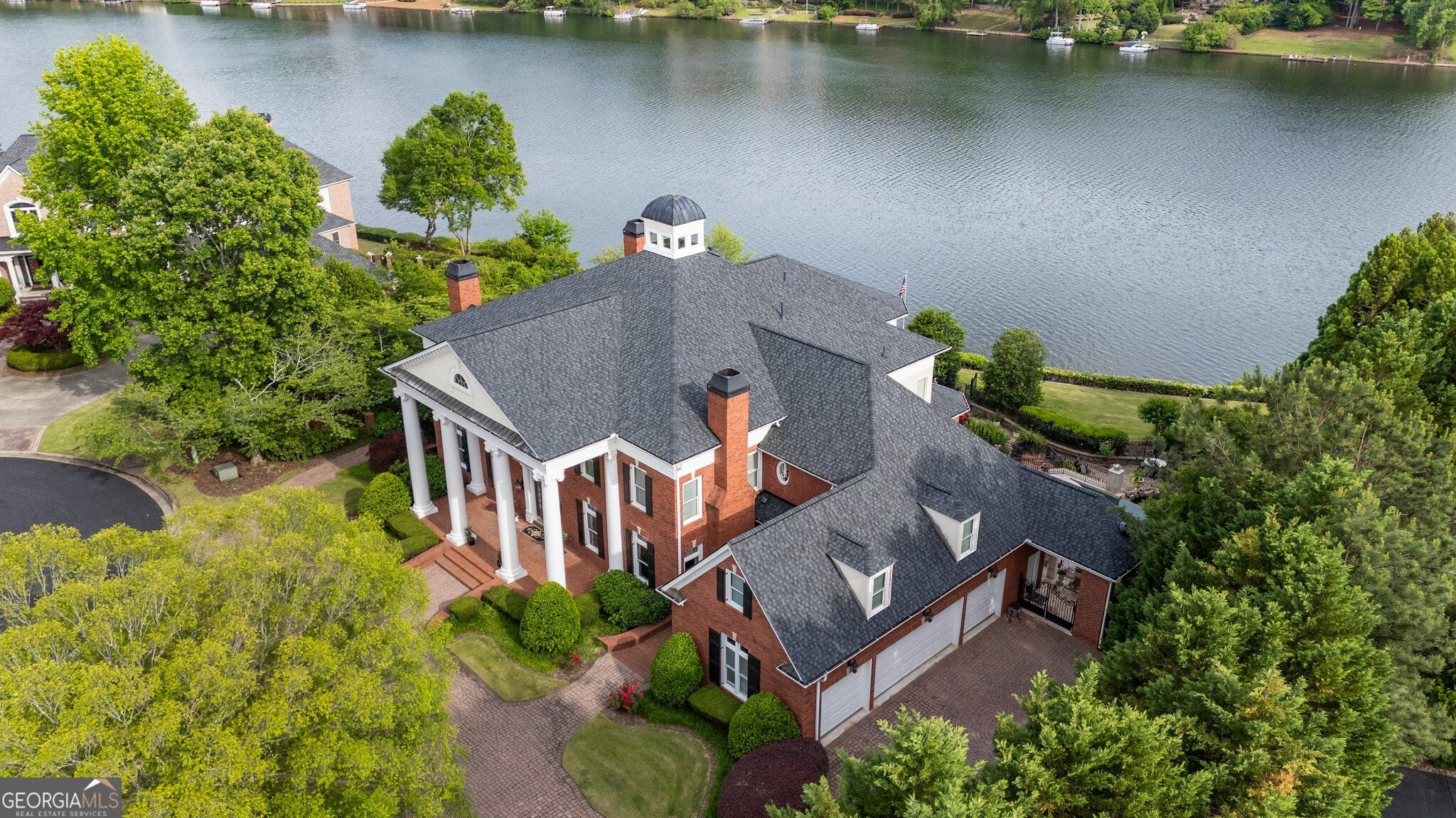 1075 Carnoustie LN