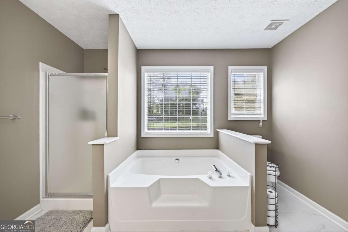 Eagle Glen - Residential