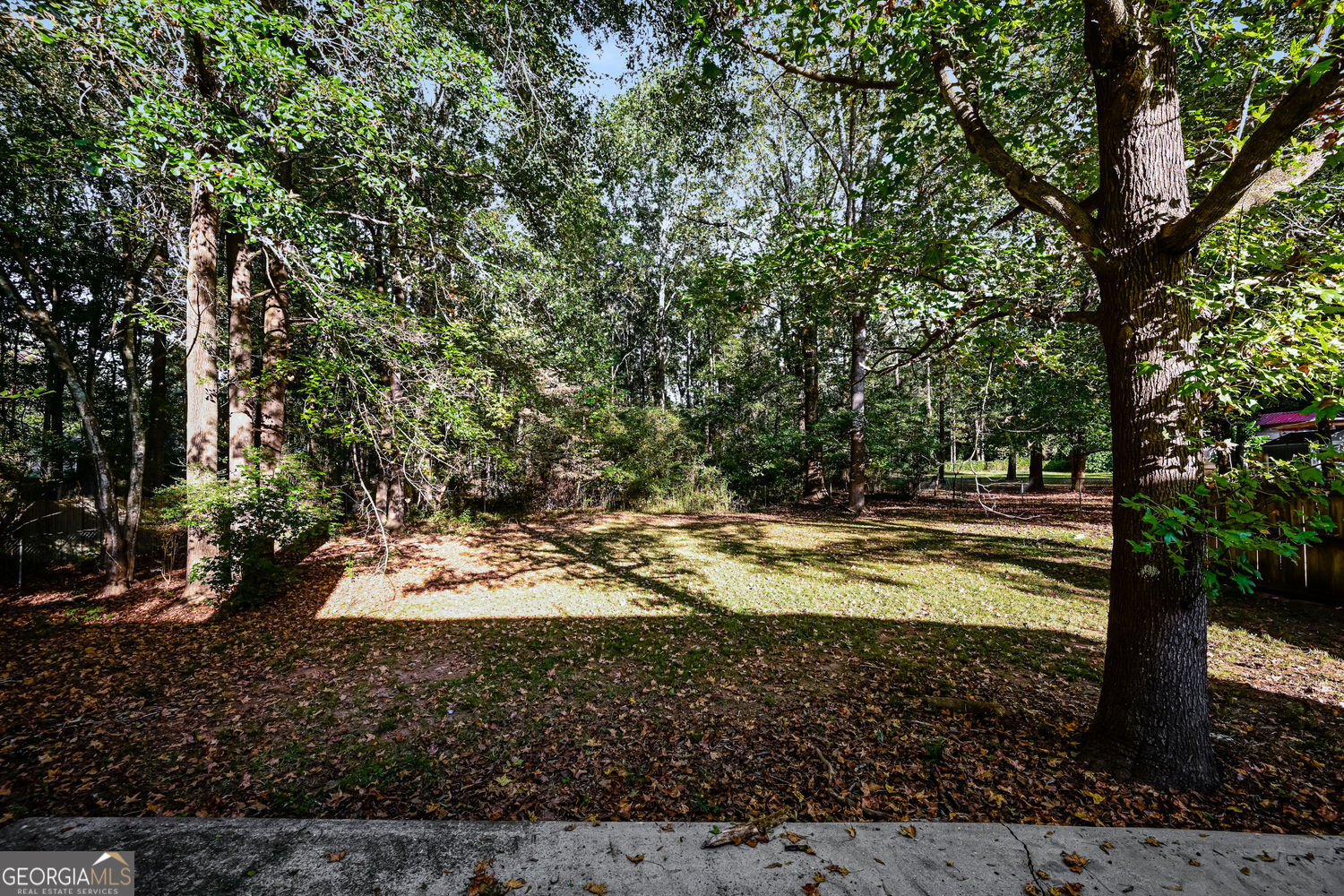 COUNTRY WOODS - Residential