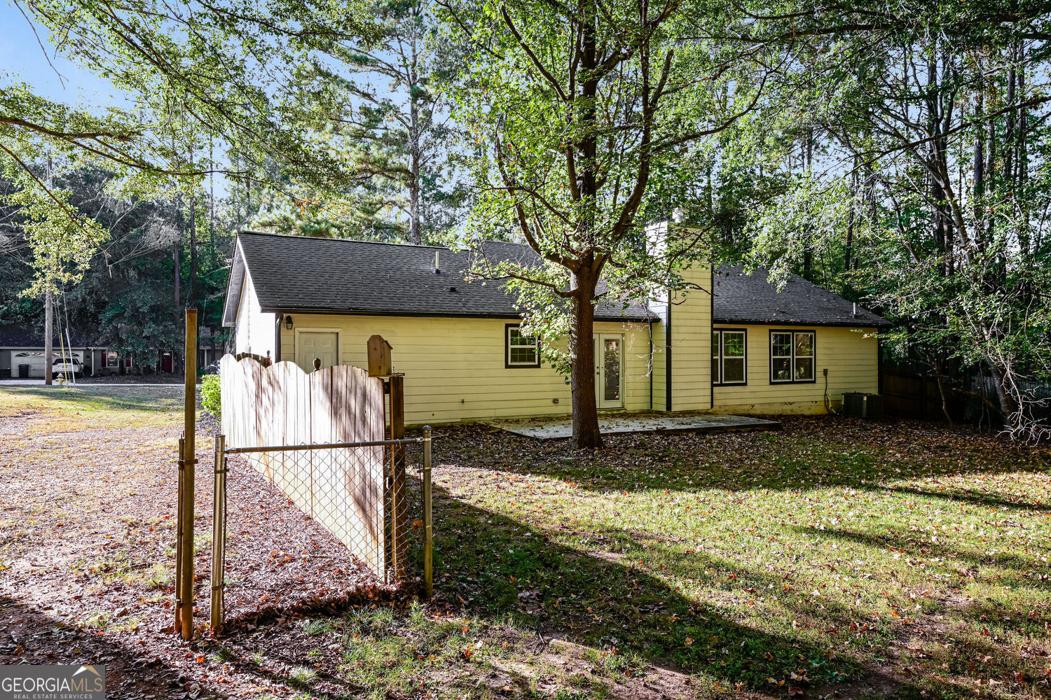 COUNTRY WOODS - Residential