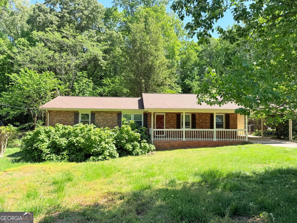 Photo of 1140 Azalea Circle, Marietta, GA 30062 (MLS # 10737297)
