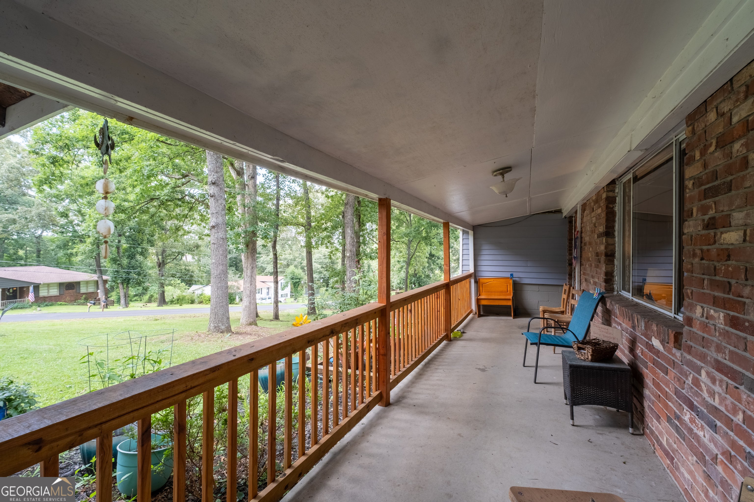 31 Rock Fence CIR SE
