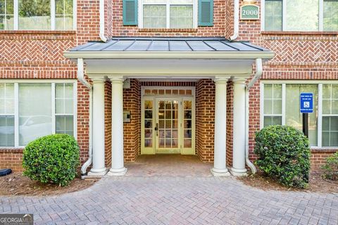 2103 Stratford CMNS Decatur GA 30033