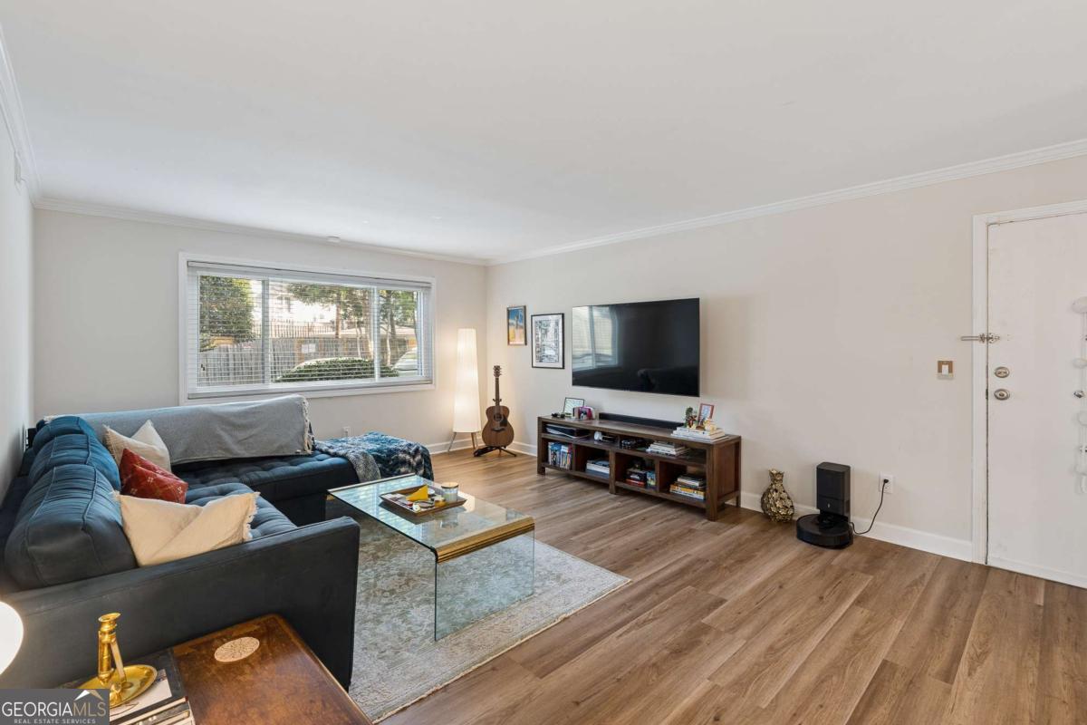 115 Biscayne DR NW F6