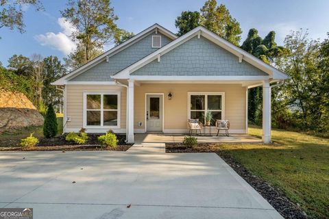 135 Hill ST East Ellijay GA 30540