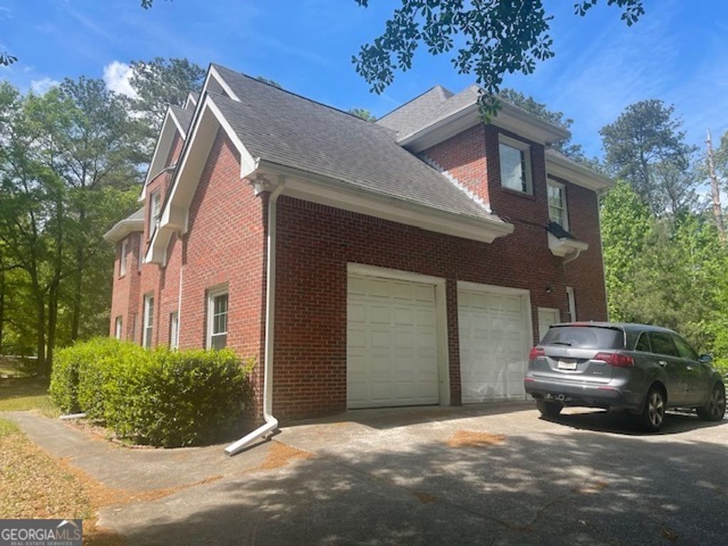 Photo of 100 MATTHEW Way, Fayetteville, GA 30214 (MLS # 10730591)