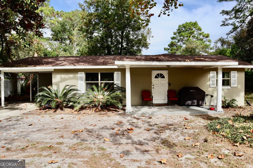 Charming home sitting on a very private .46 acre lot nestled in the heart of St. Marys.  This home features 3 bedrooms 2 bathrooms, newer roof and HVAC, wall to wall LVP flooring and Stainless Steel appliances.  Walk outside to your fully fenced private yard with 20'x20' canopy and a 12'x16' carport. Home is close to Kings Bay Naval Base, schools, restaurants and shopping.  Make your appointment today!!