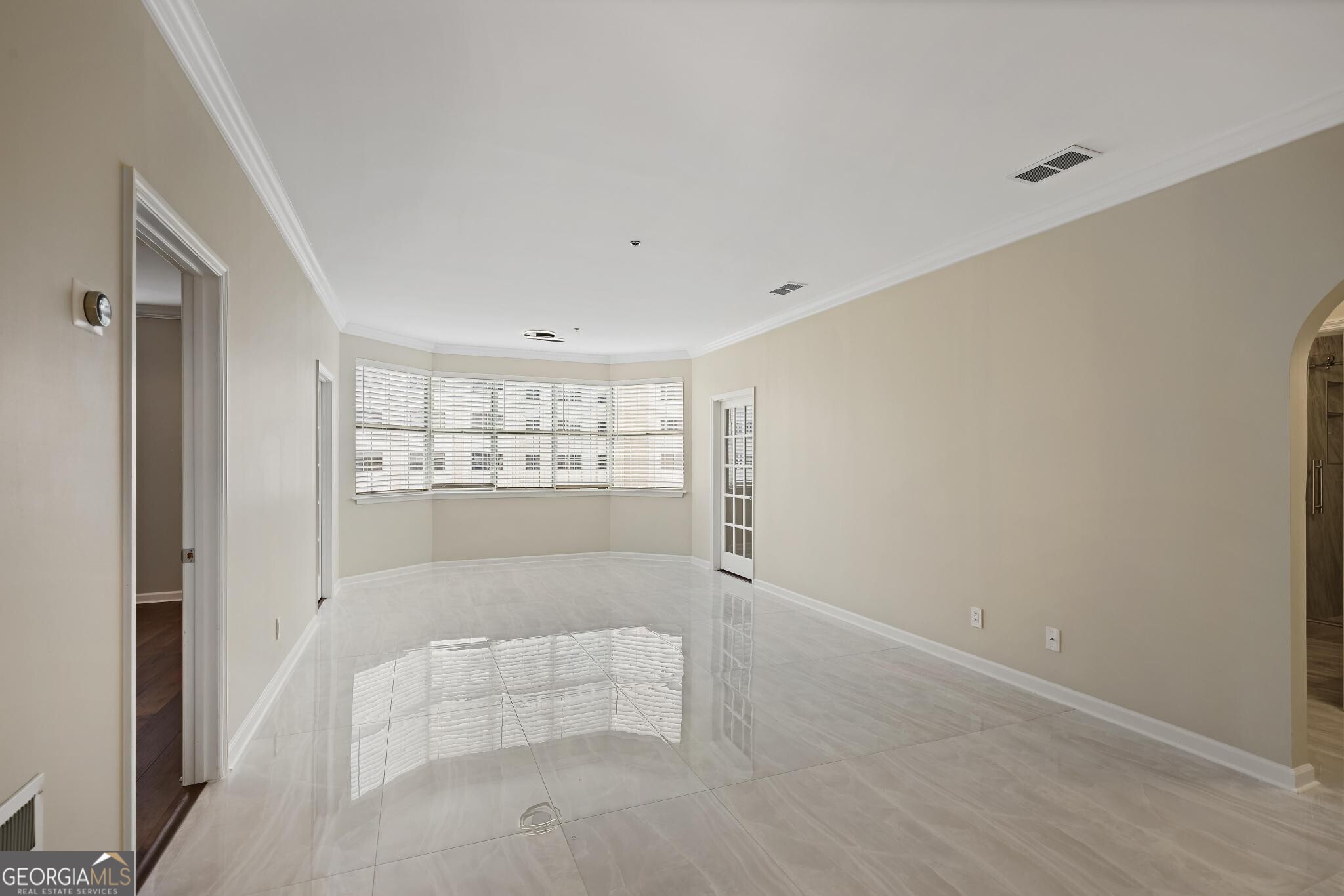 2499 Peachtree RD 506