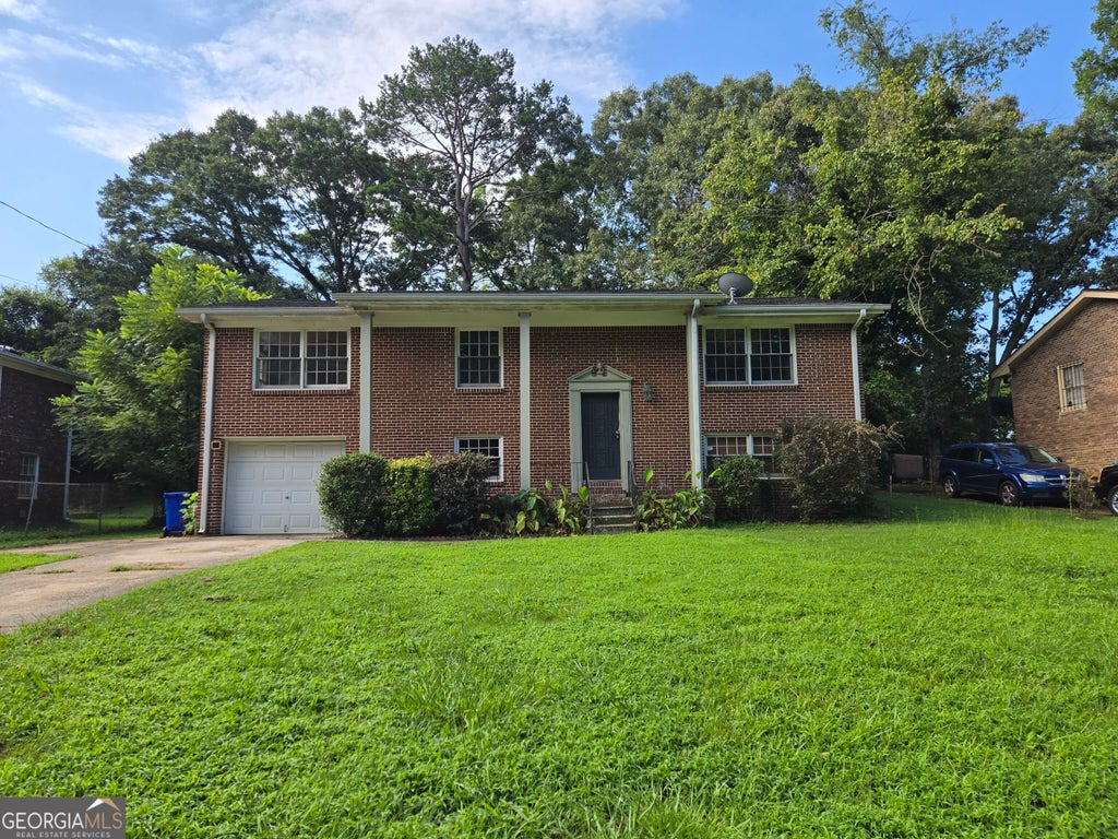 Photo of 1387 Town Country Drive SE, Atlanta, GA 30316 (MLS # 10820413)