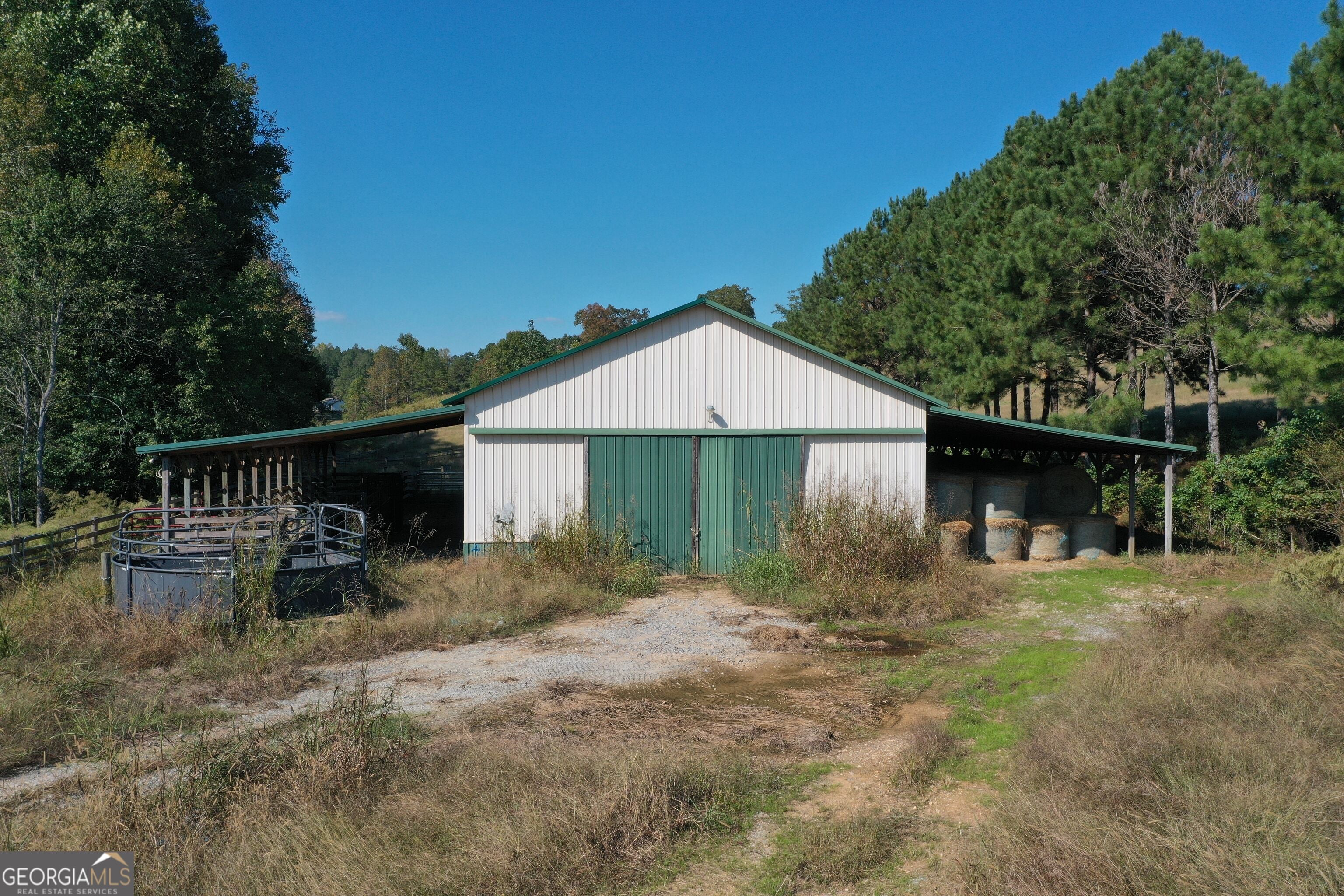 541 Addison RD