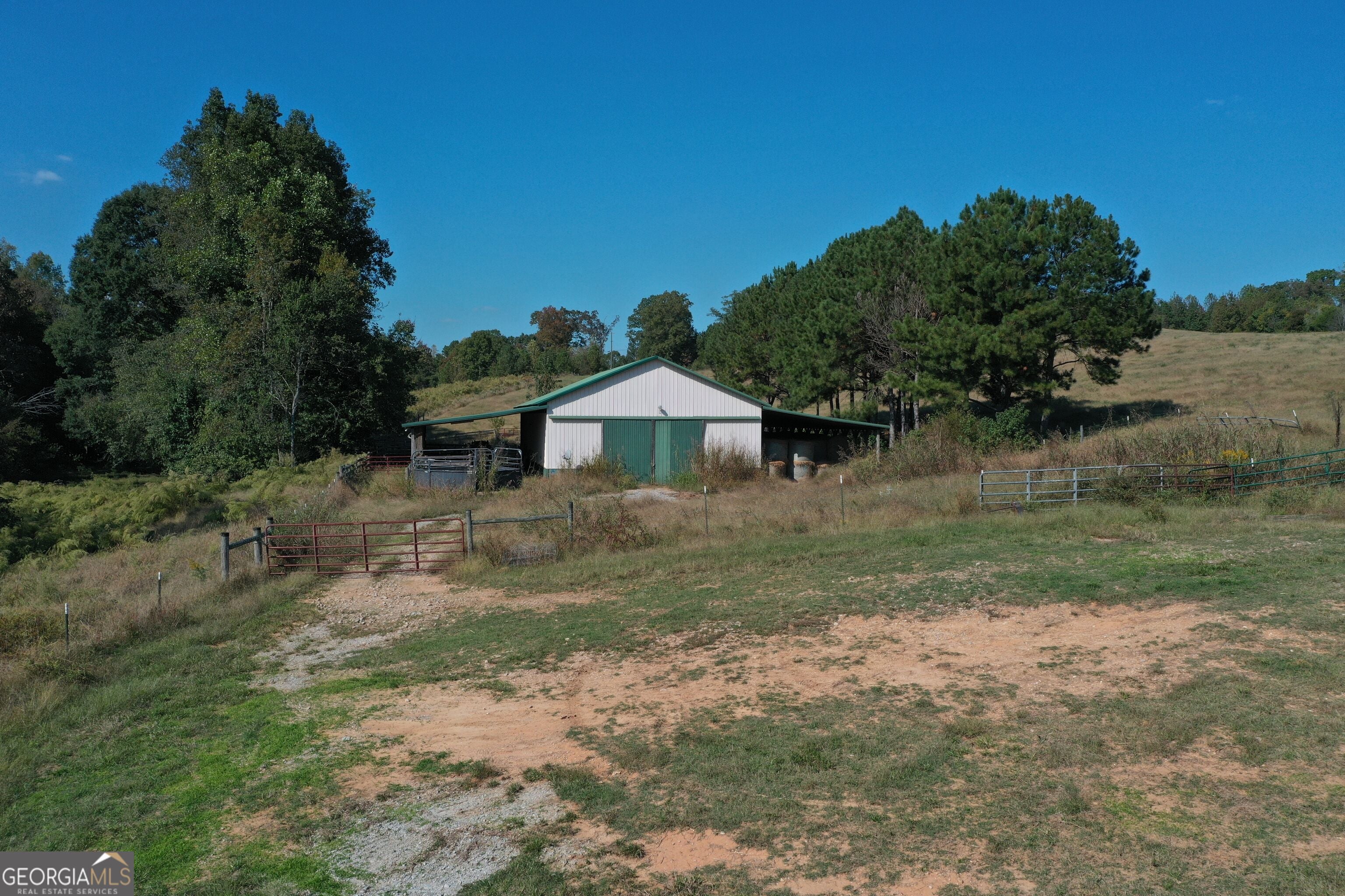 541 Addison RD