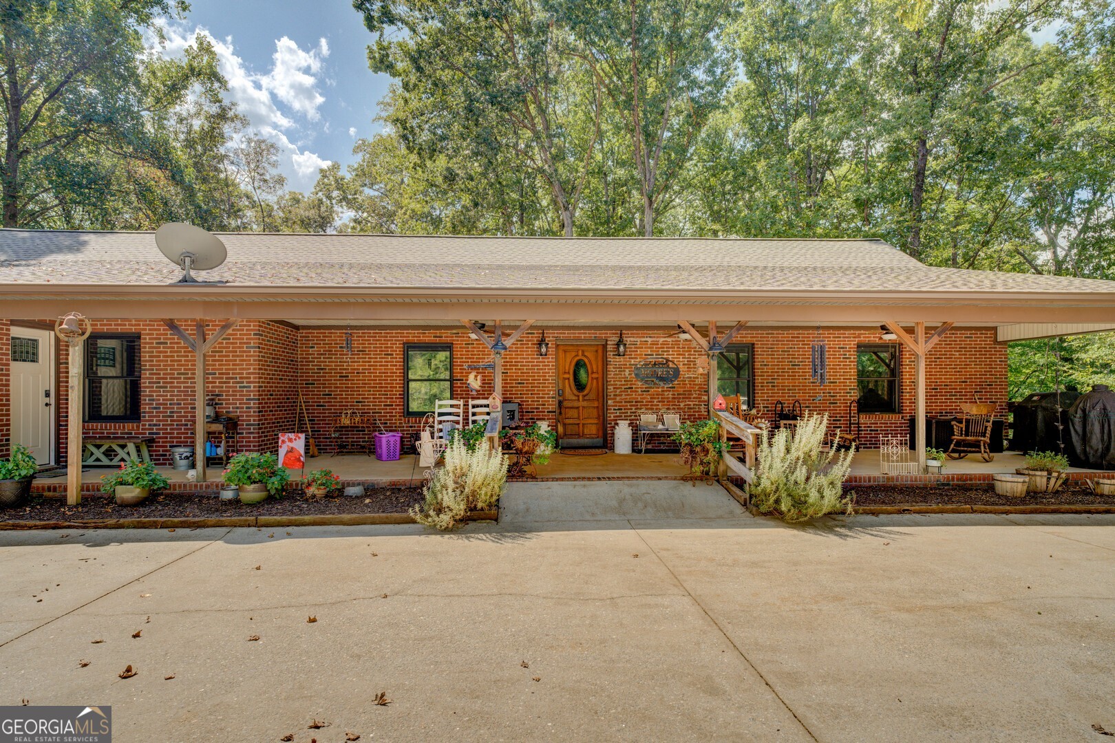 1200 McNair LN