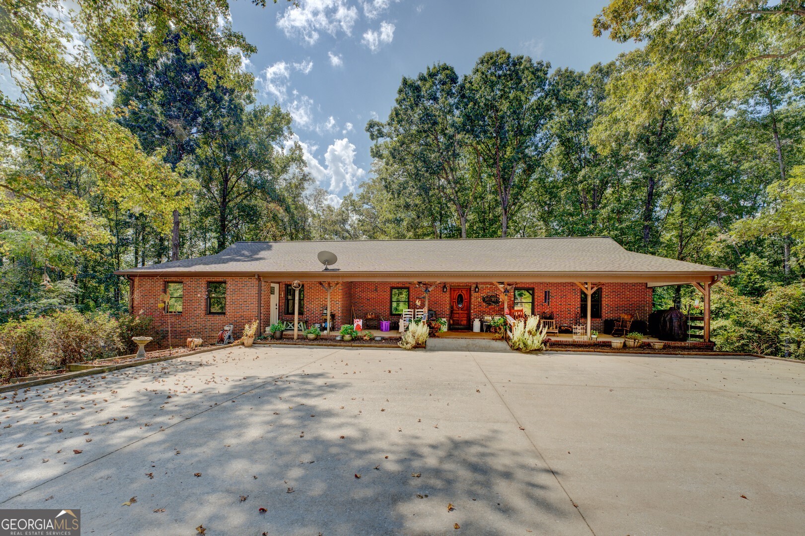 1200 McNair LN