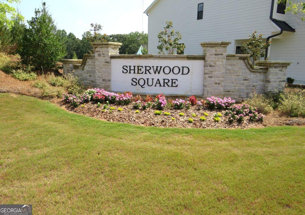 Photo of 7417 Quinn Pl, Flowery Branch, GA 30542 (MLS # 10799933)