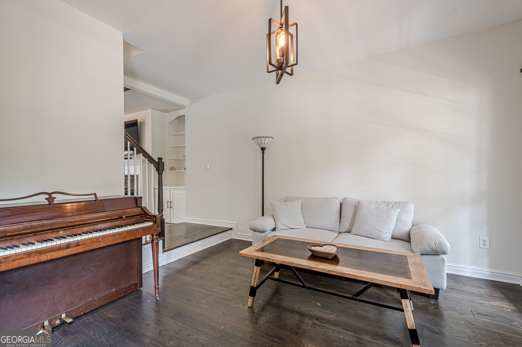 Canton, Georgia 30114, United States, 6 Bedrooms Bedrooms, ,5 BathroomsBathrooms,Residential,Active,146408