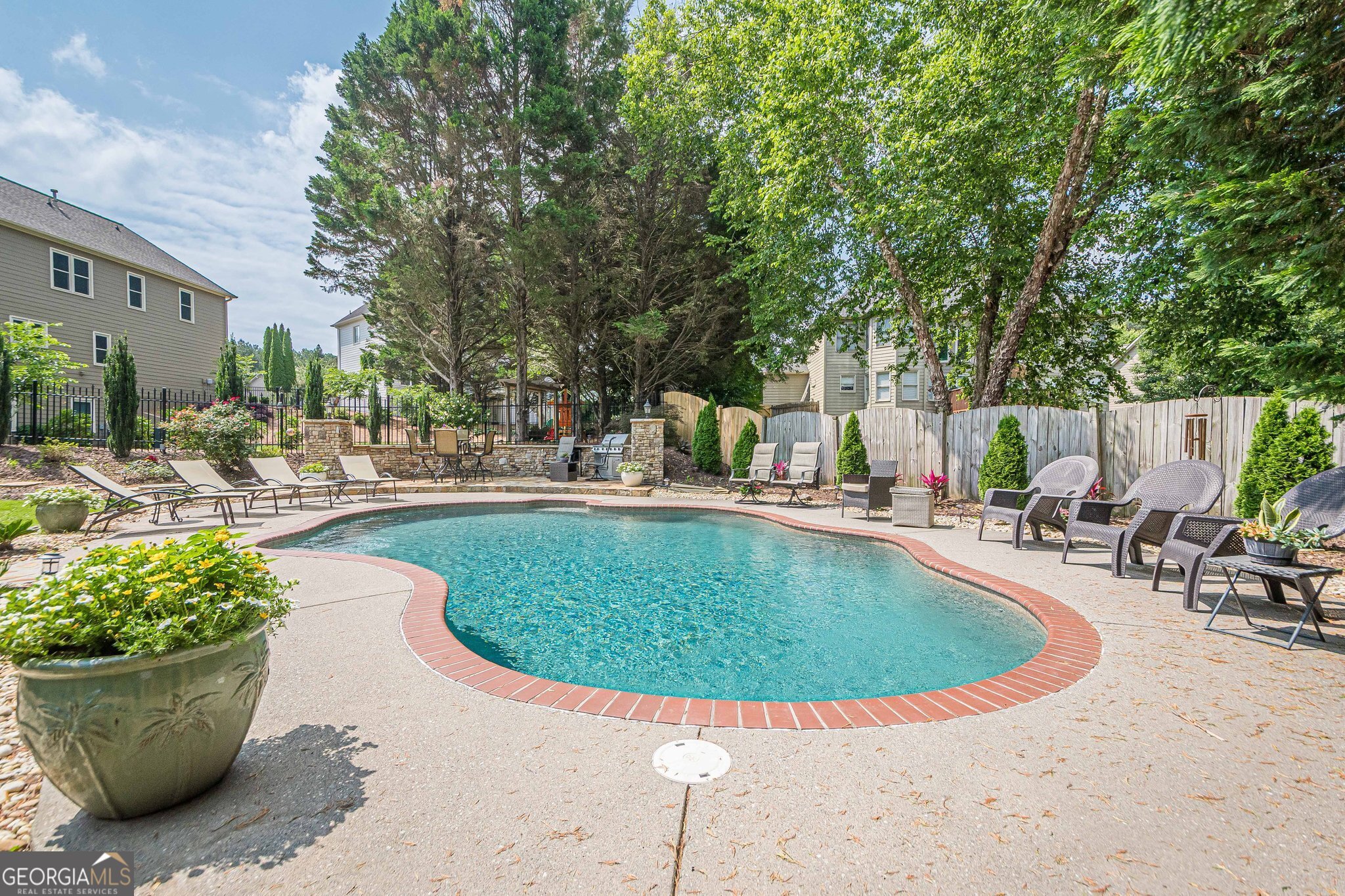 Canton, Georgia 30114, United States, 6 Bedrooms Bedrooms, ,5 BathroomsBathrooms,Residential,Active,146408