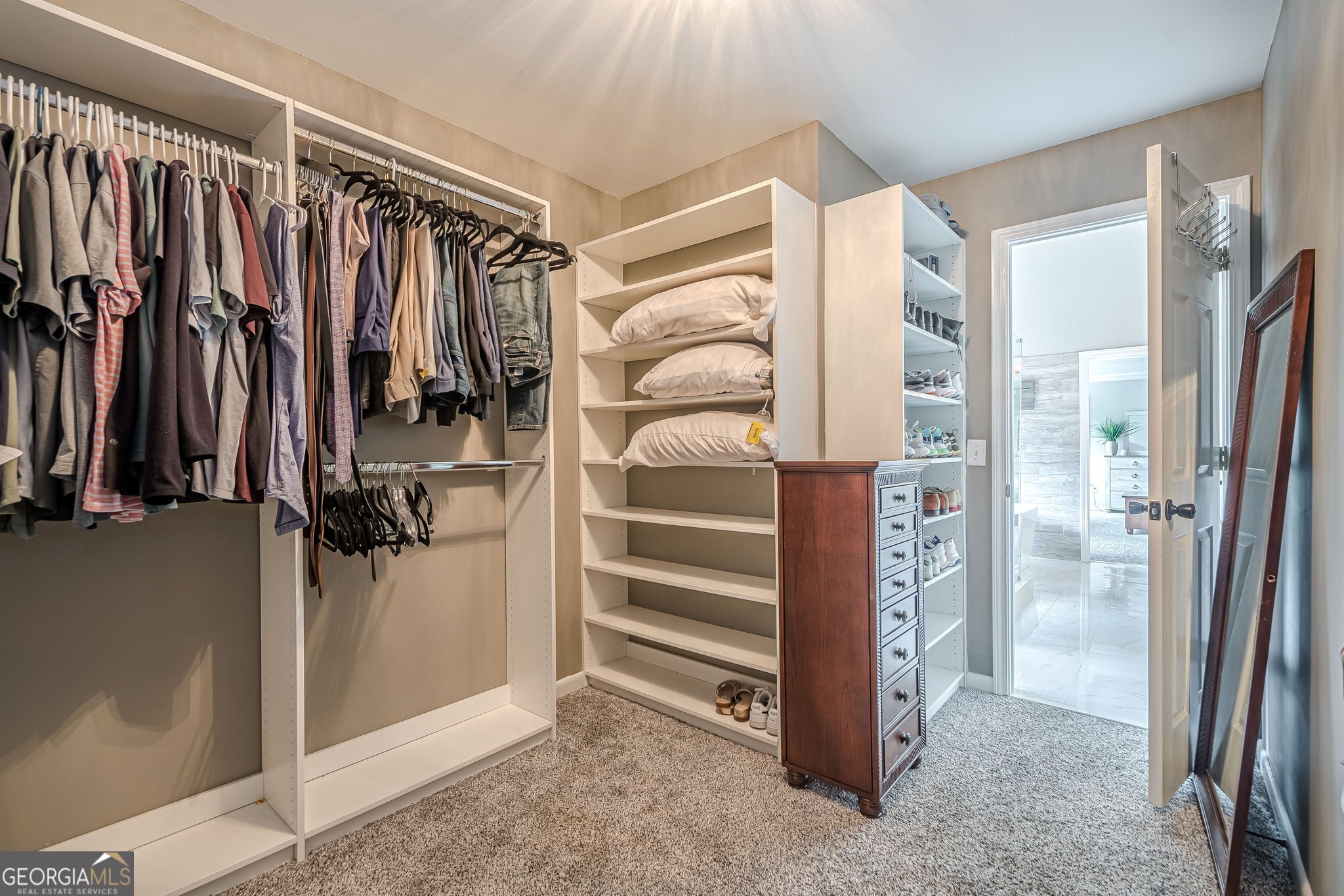 Canton, Georgia 30114, United States, 6 Bedrooms Bedrooms, ,5 BathroomsBathrooms,Residential,Active,146408