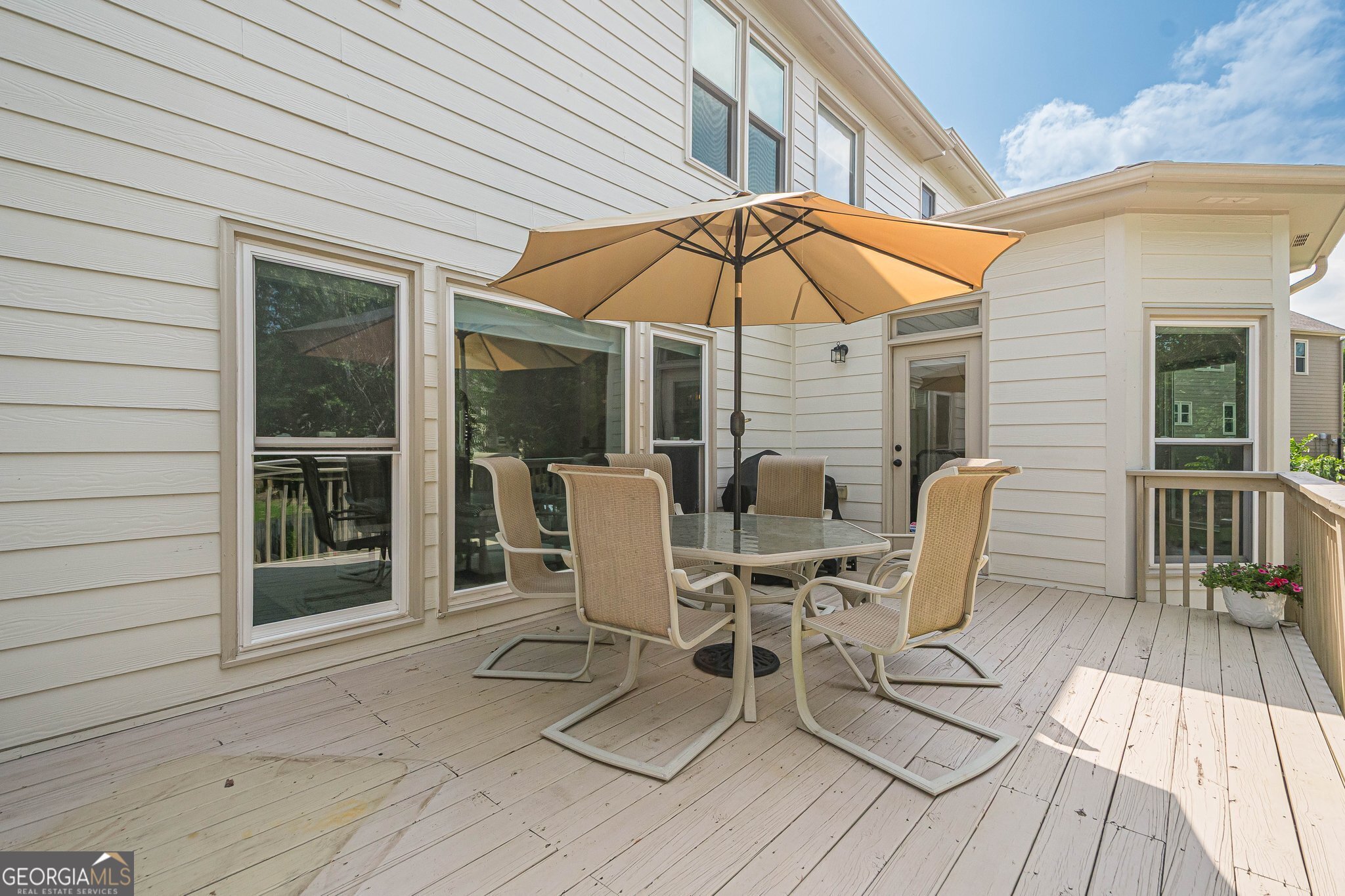 Canton, Georgia 30114, United States, 6 Bedrooms Bedrooms, ,5 BathroomsBathrooms,Residential,Active,146408