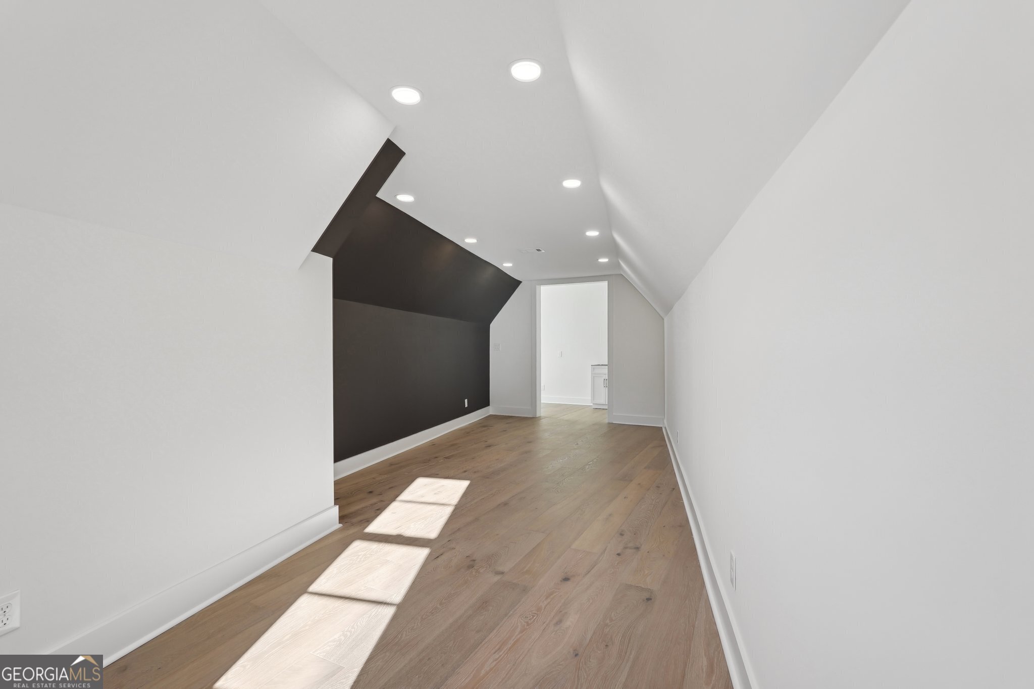 Akunna Court - Residential