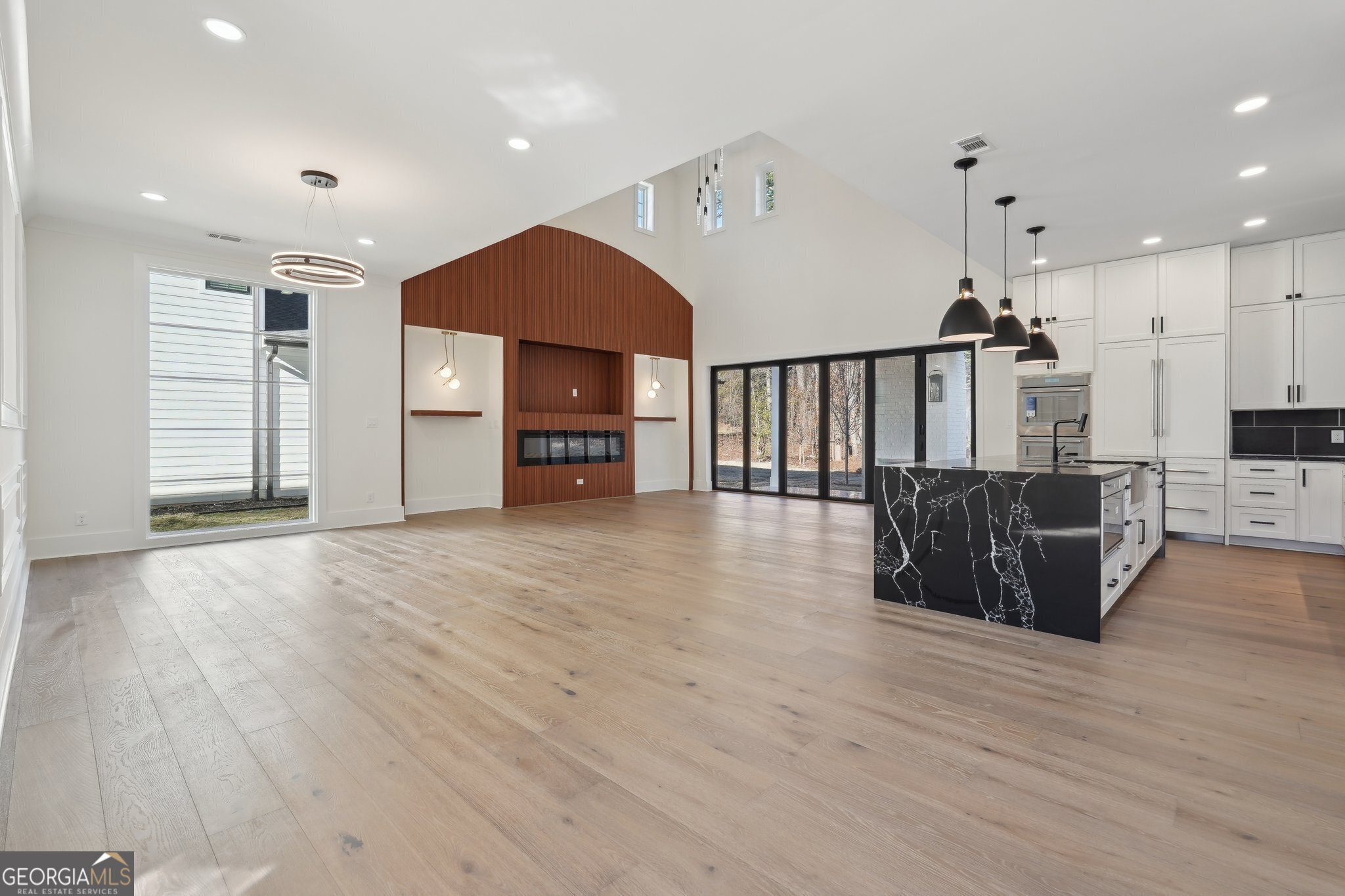 Akunna Court - Residential