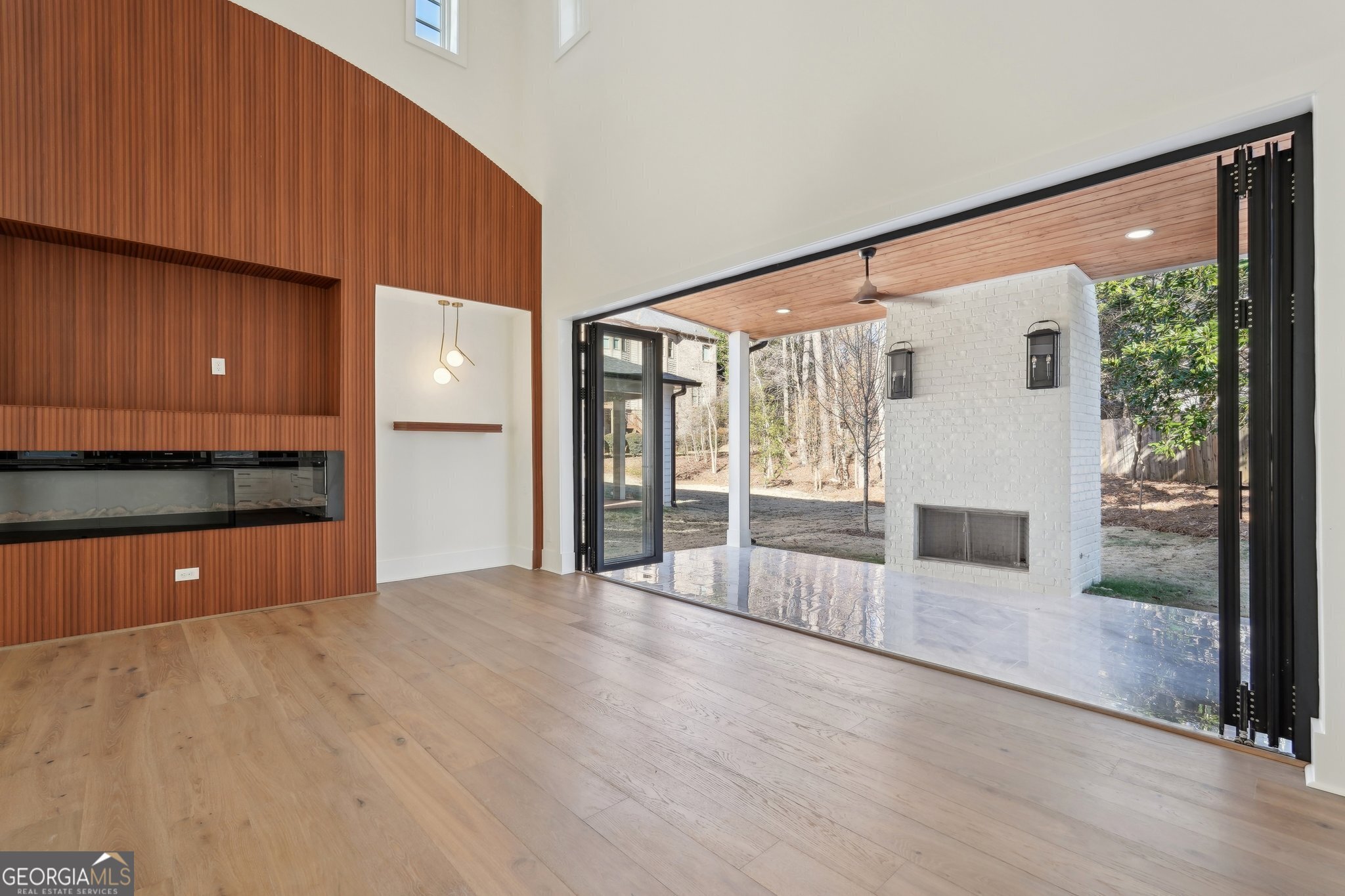 Akunna Court - Residential