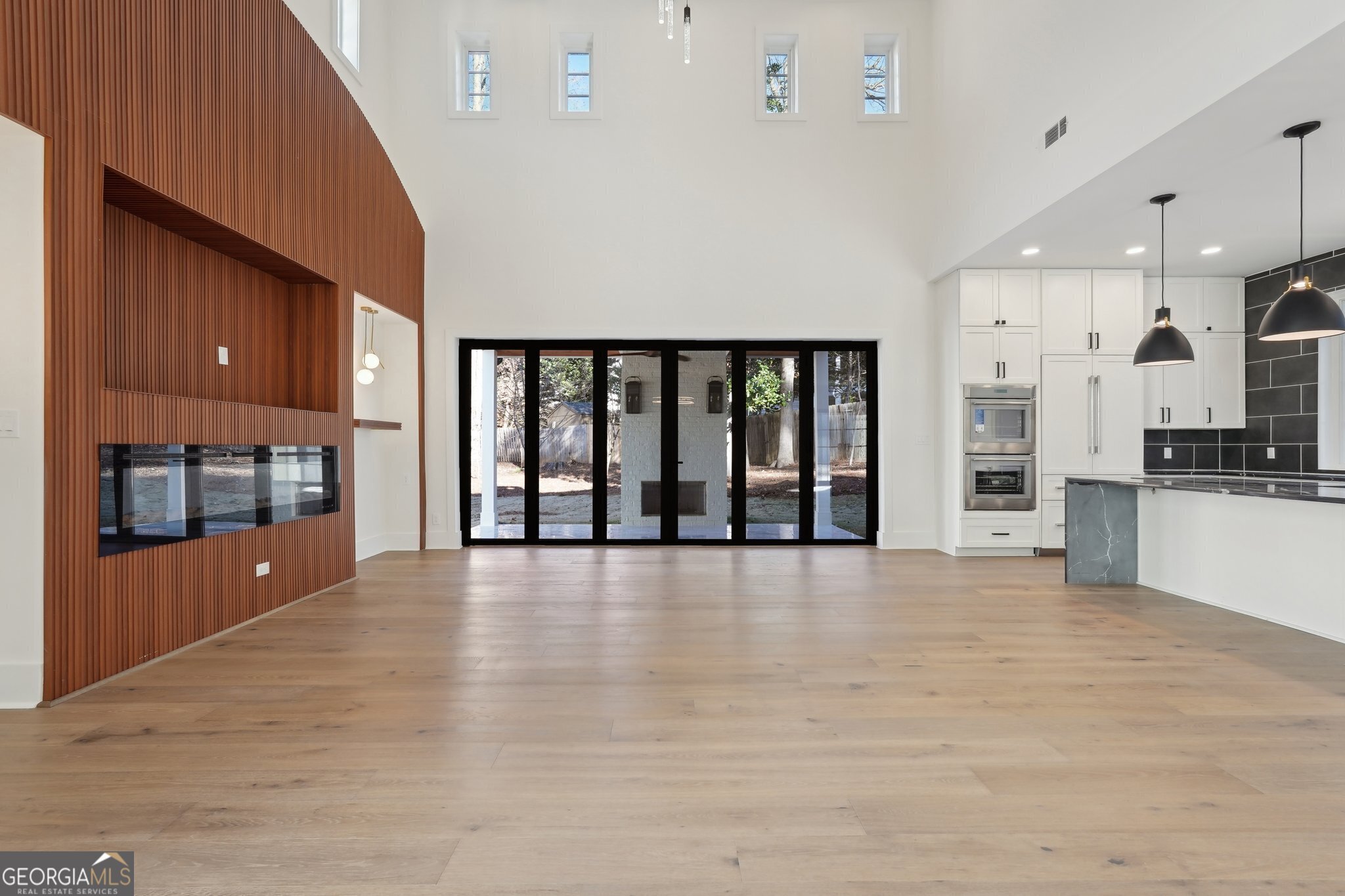 Akunna Court - Residential