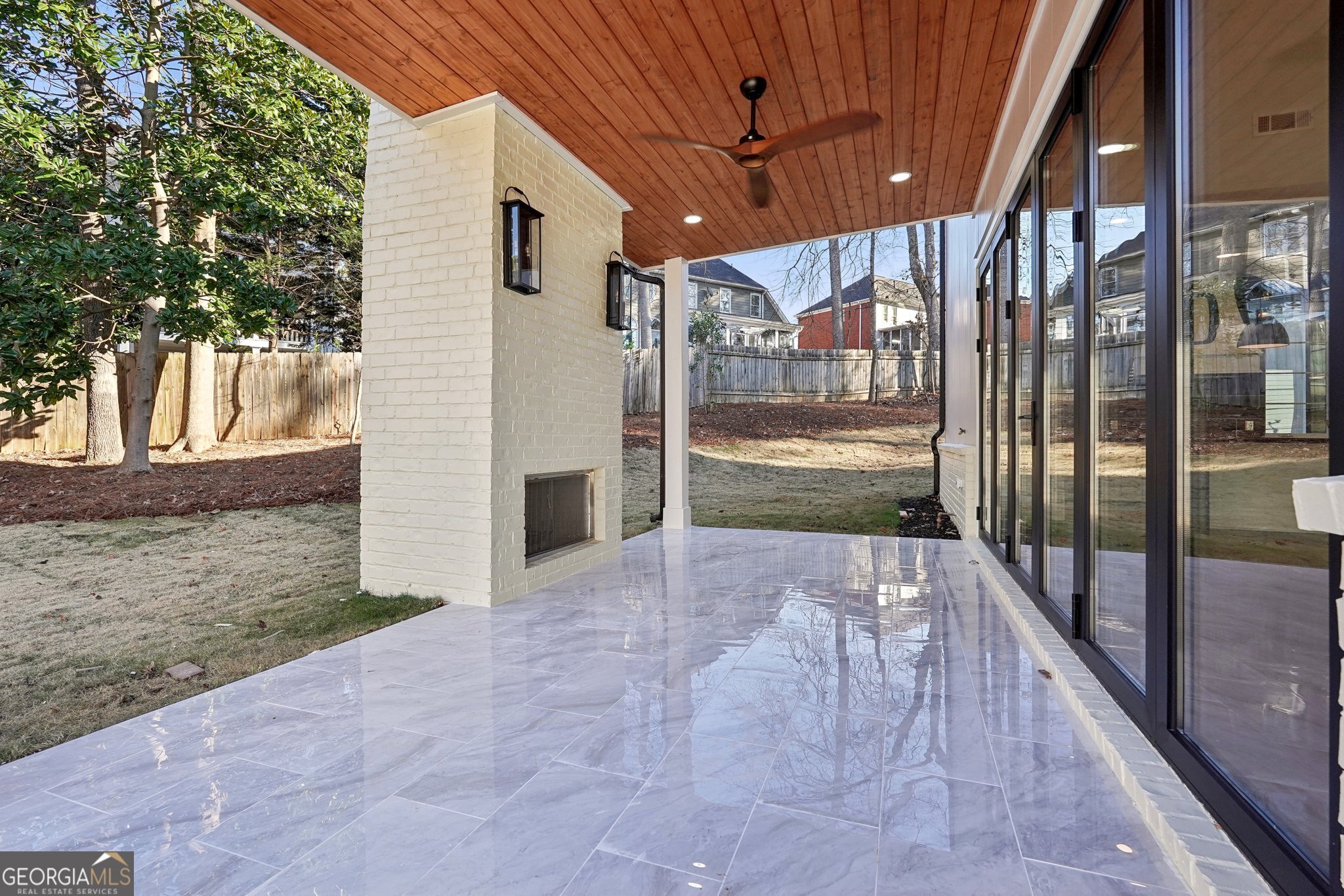Akunna Court - Residential