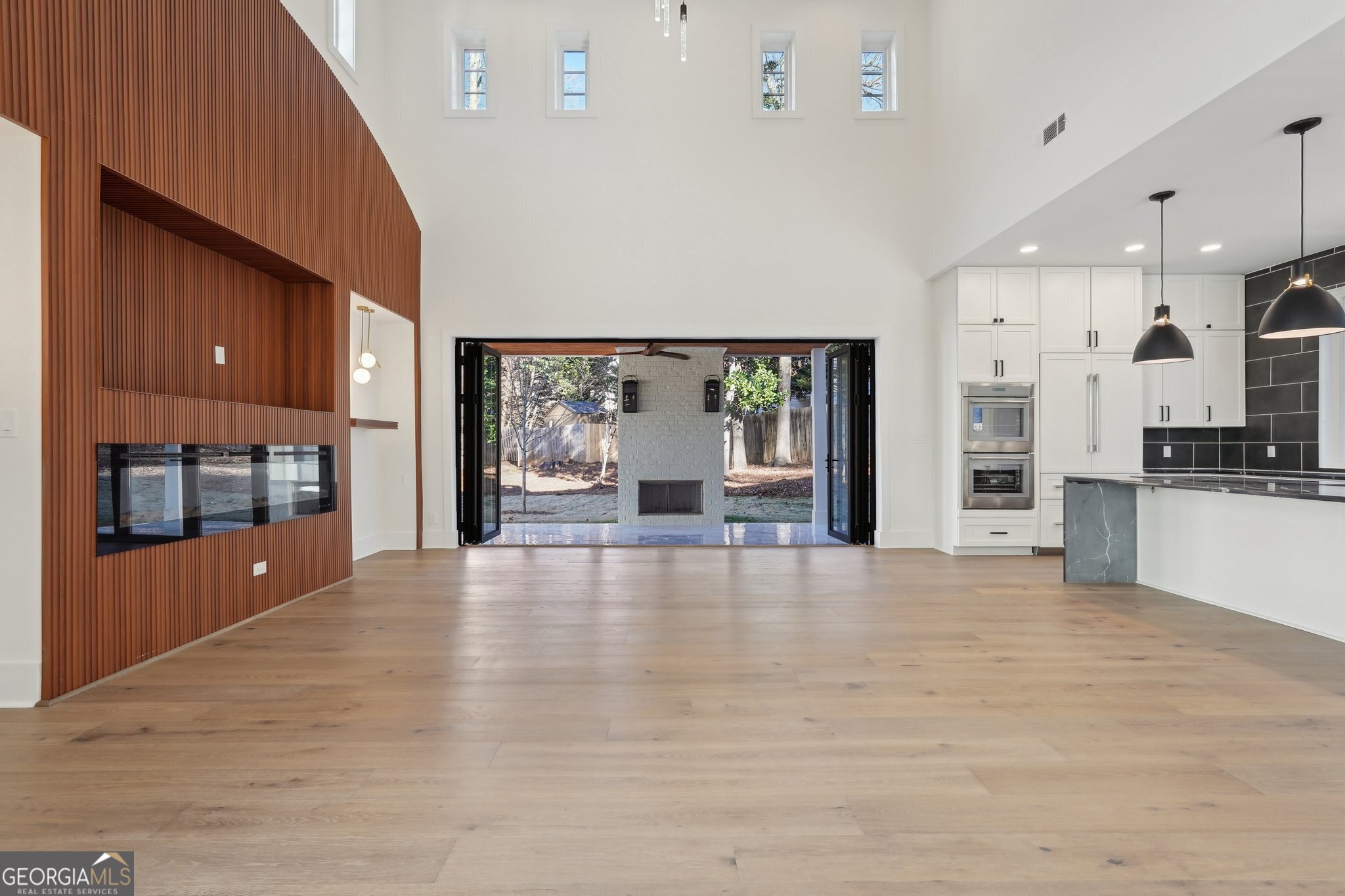Akunna Court - Residential