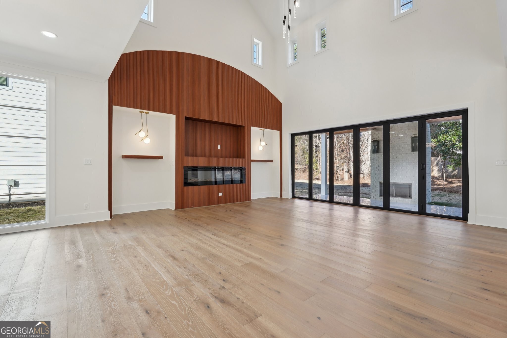 Akunna Court - Residential