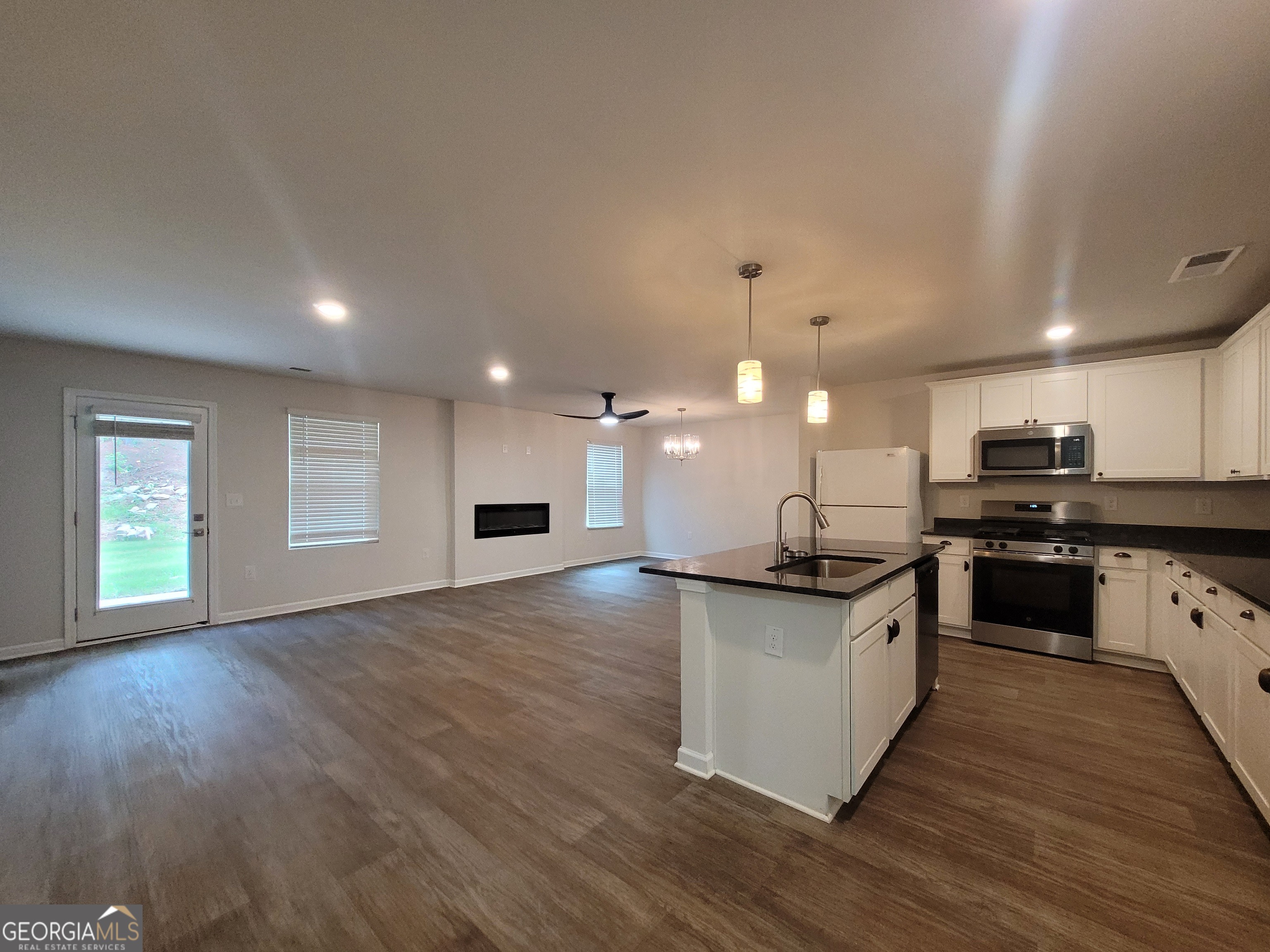 220 River Meadow DR - Photo 2