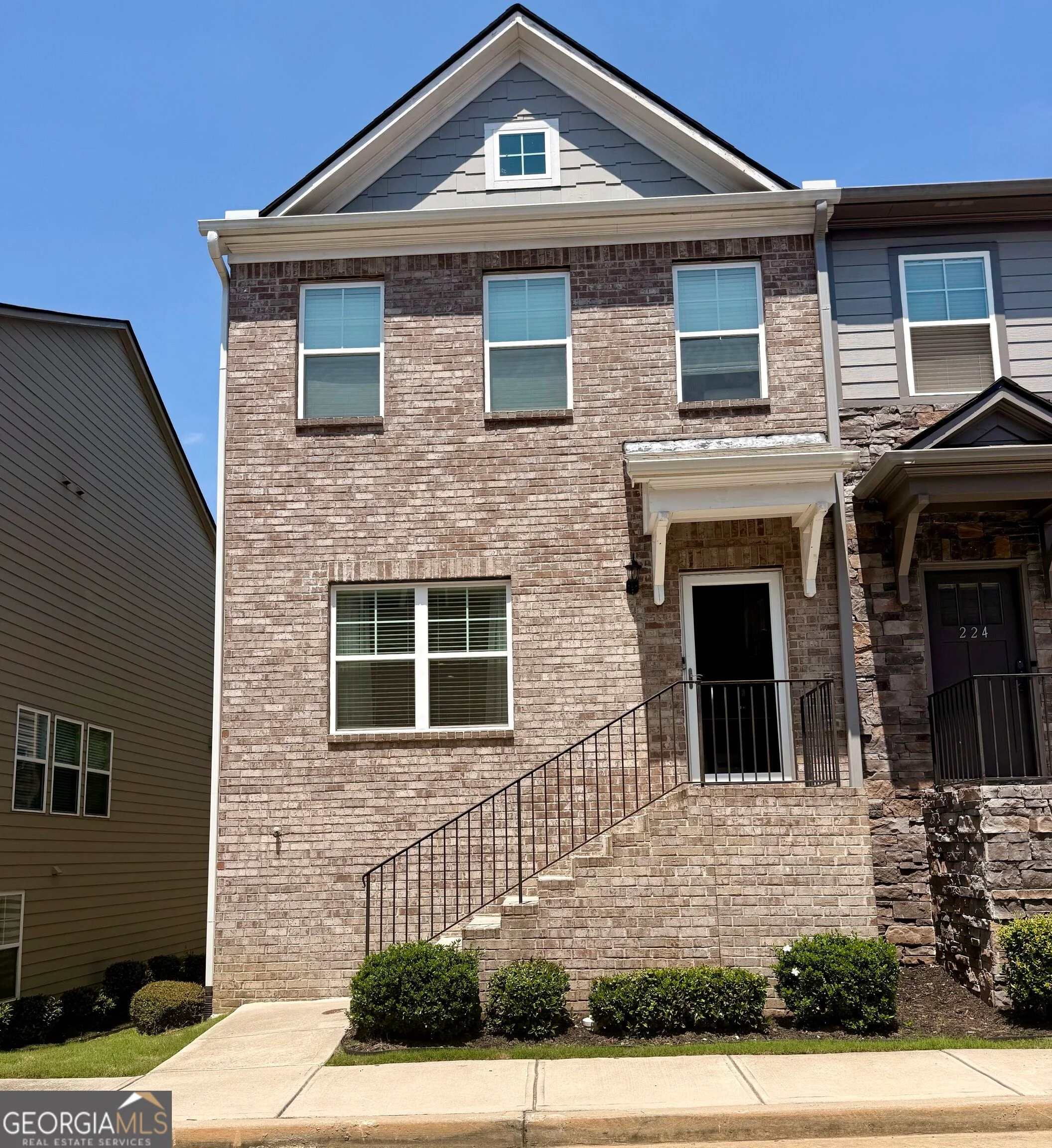 222 Ismal Drive SW