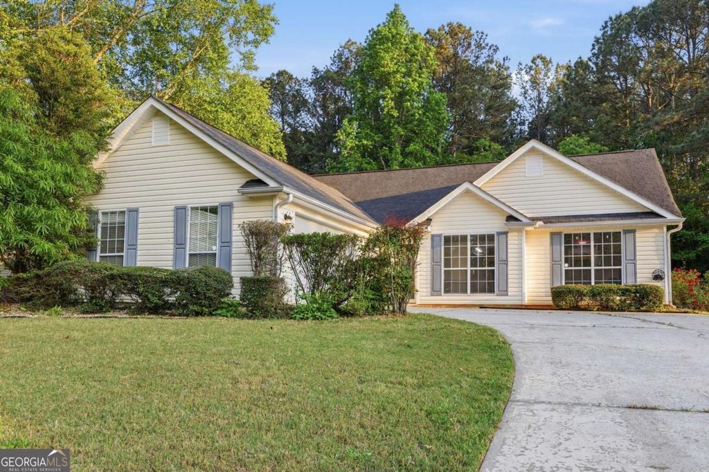 Photo of 165 The Falls Boulevard, Covington, GA 30016 (MLS # 10740720)