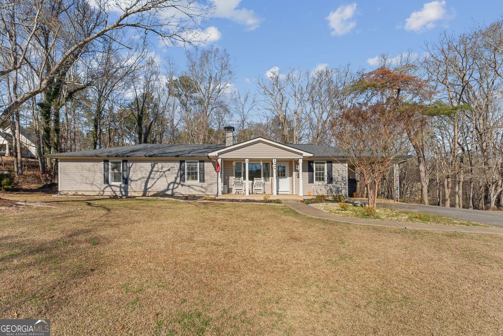 Photo of 5804 Reinhardt College Parkway, Waleska, GA 30183 (MLS # 10674611)