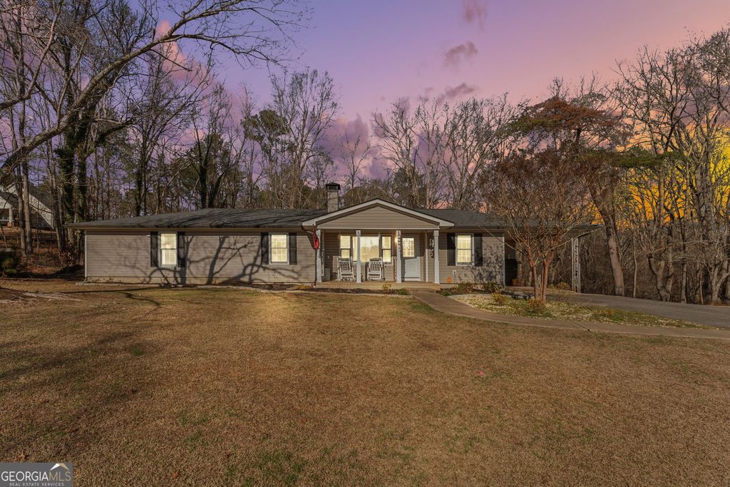 Photo of 5804 Reinhardt College Parkway, Waleska, GA 30183 (MLS # 10674611)