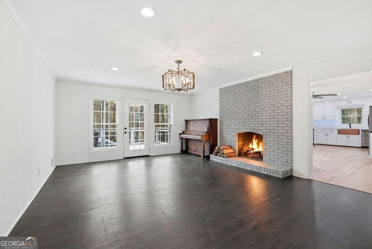 9785 La View CIR