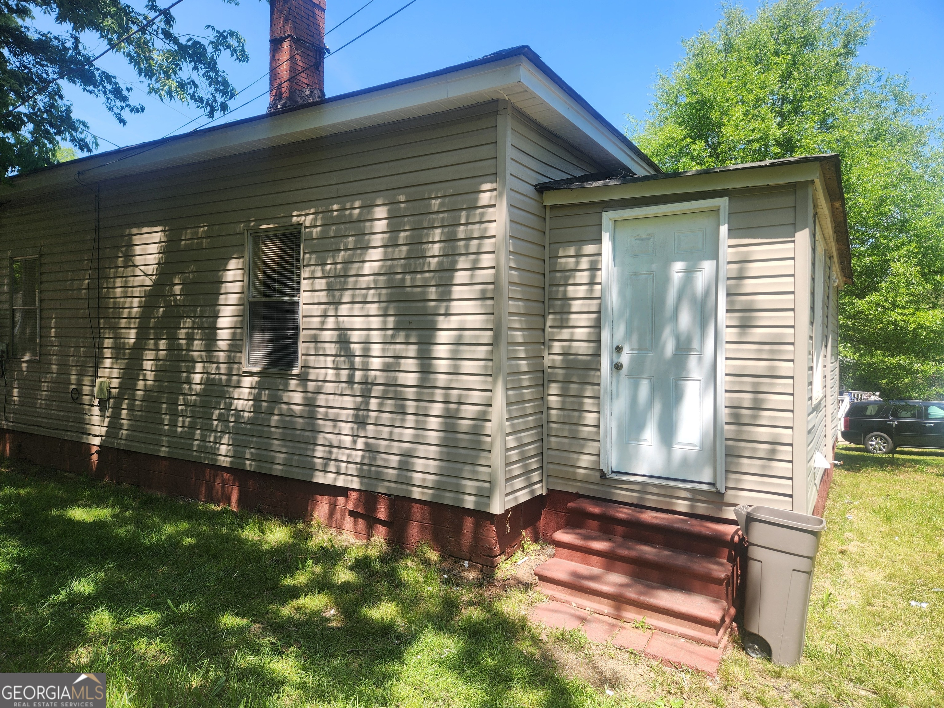 4 Maple ST