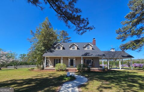 1717 Grady Saunders RD Portal GA 30450